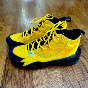 Puma Dreamer 2 J.Cole Yellow Basketball Sneaker